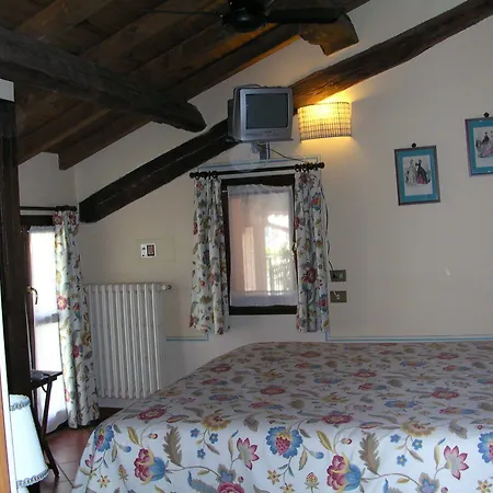 Hotel & Corte Bebbi